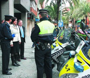 Presentación policía distrito Torrent.jpg