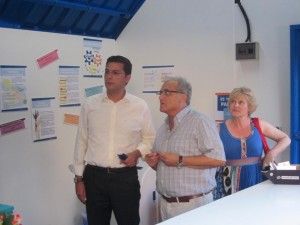 alcalde y concejala barracon_ALFAFAR Barracón municipal de Participación Ciudadana