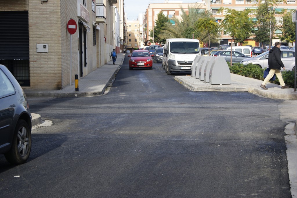 asfaltado de la calle 9 d’octubre