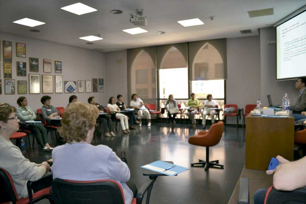 curso para cuidadores no profesionales de mayores dependientes