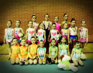 gimnastas del Club de Almussafes