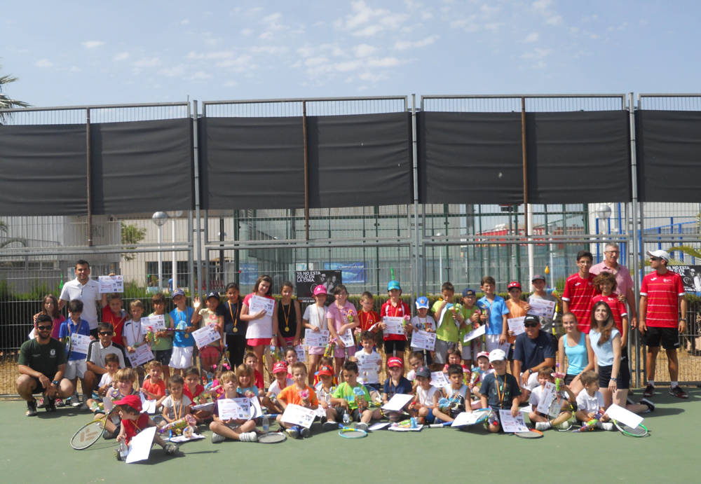 Fiesta de fin de curso del club de tenis sedaví