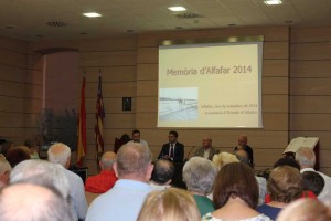 Vecinos y entidades de Alfafar presentan sus obras literarias