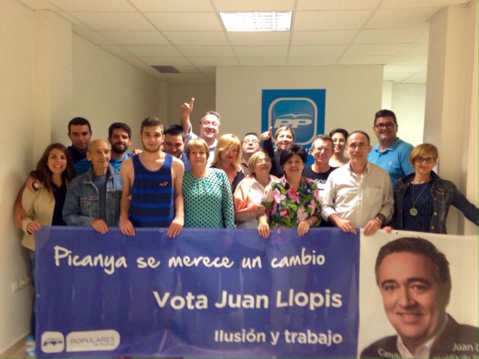 pegada-carteles-picanya PP de Picanya
