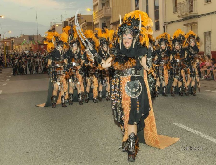desfilada-moros Almussafes volvió a celebrar la tradicional entrada de moros