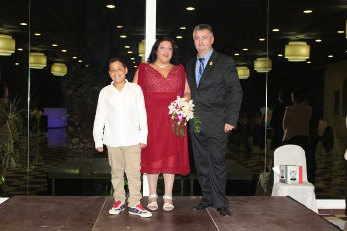 presidente infantil y la fallera mayor de la Falla Mig Camí de Almussafes de 2015